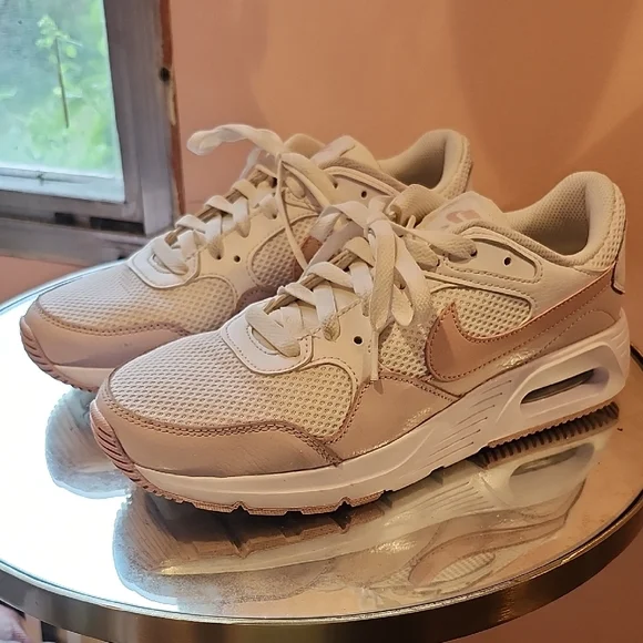 Nike White and Pink Air Max Sneakers - Picture 3 of 8